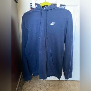 Navy nike sweatshirt